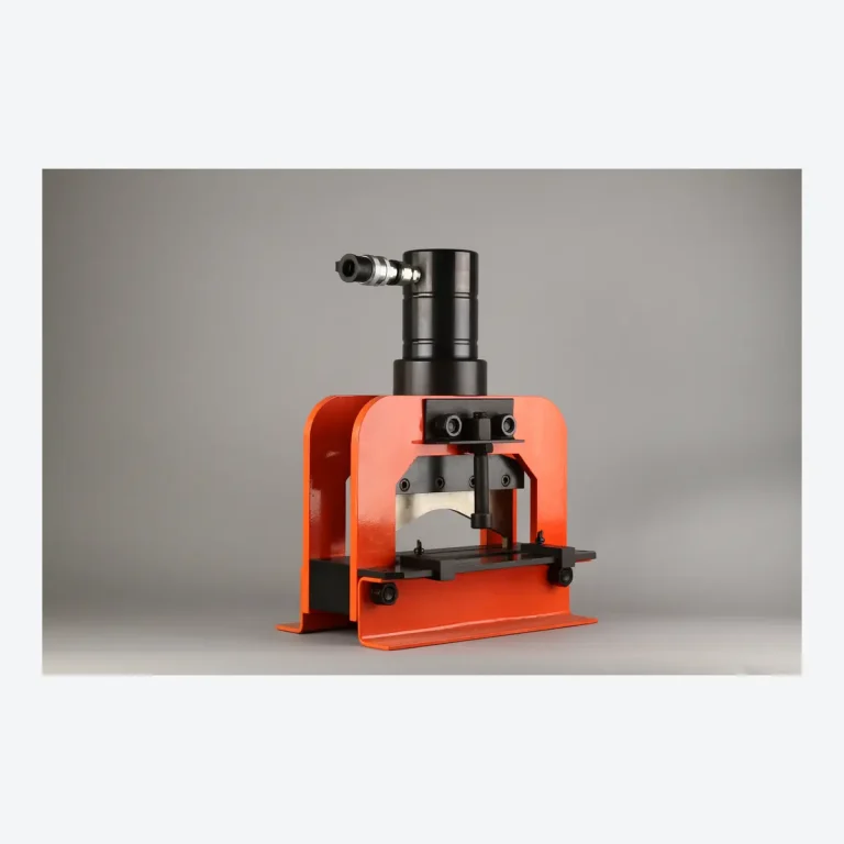 Battery powered hydraulic punching tool LS 100 FLEX
