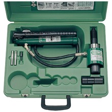 Hydraulic punch with hand pump